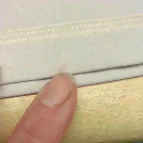 Lululemon Pale Blush Pink Y Back Shelf Bra Athletic Top - Picture 4 of 5